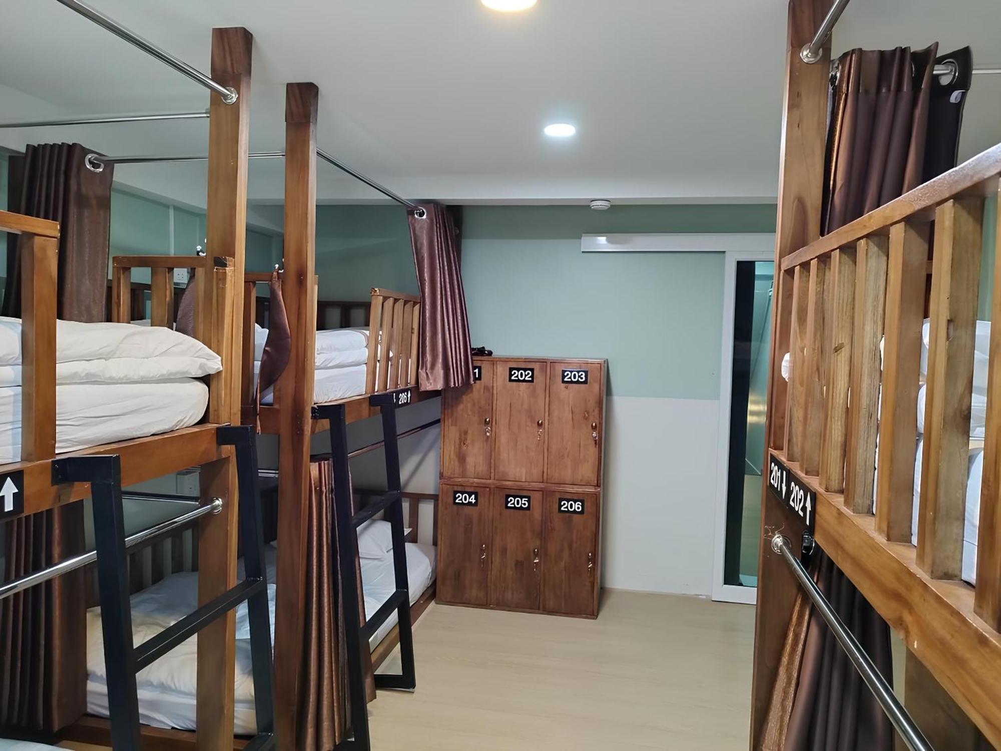 Lub Nai Hostel Patong المظهر الخارجي الصورة