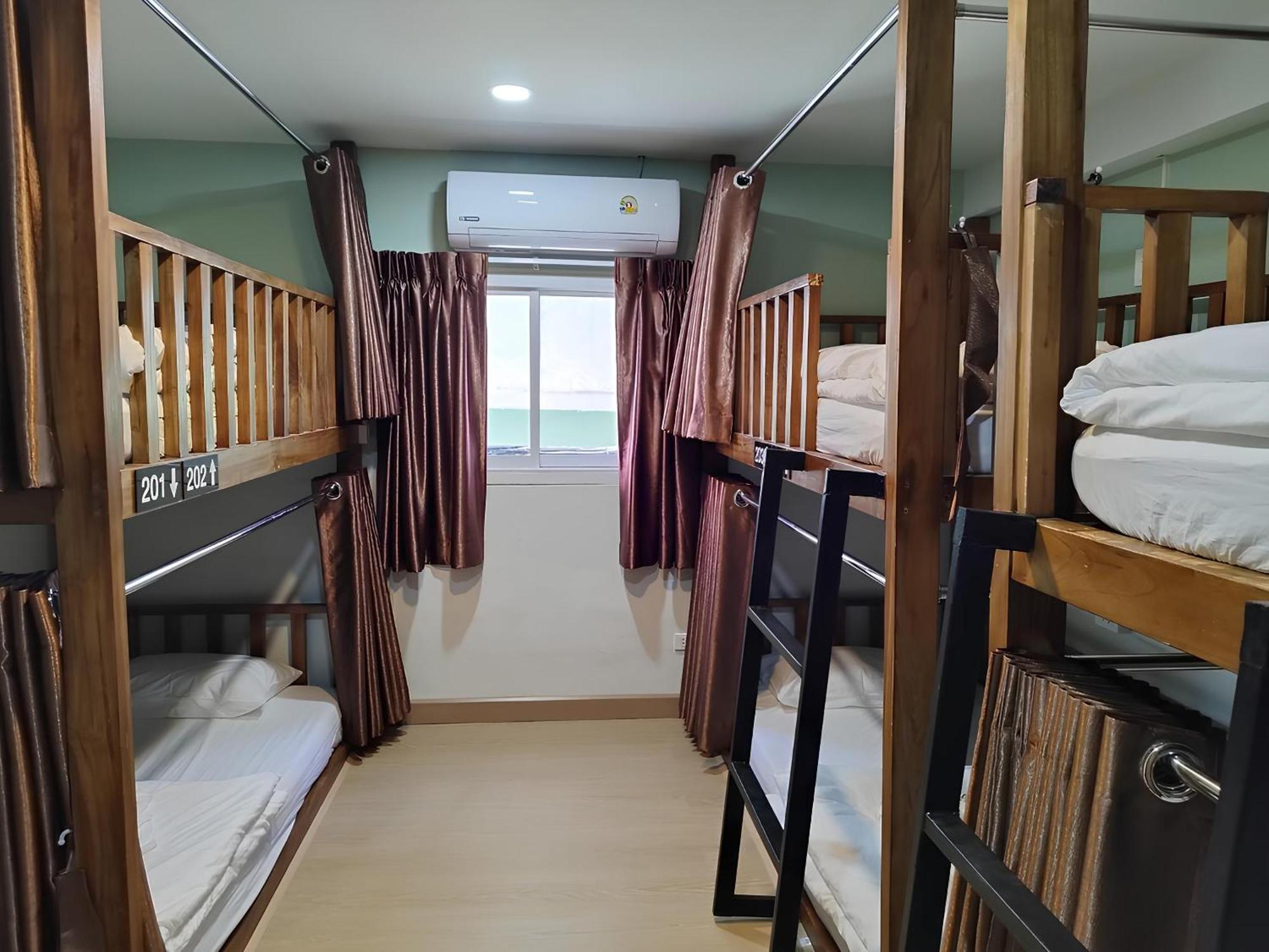 Lub Nai Hostel Patong المظهر الخارجي الصورة